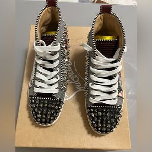 Authentic men’s Christian louboutin high-top leather sneakers. Size 39 1/2